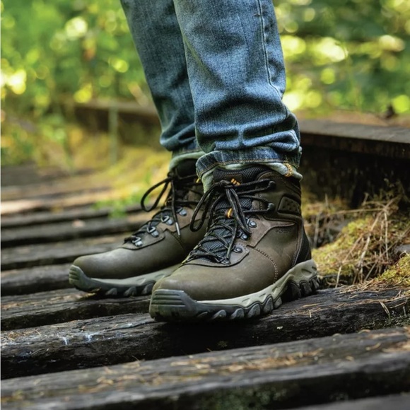 Columbia Men's Yoncalla Mid Waterproof Boots sz 13 - Picture 9 of 9